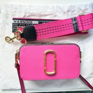 Marc Jacobs Camera Snapshot Crossbody Bag